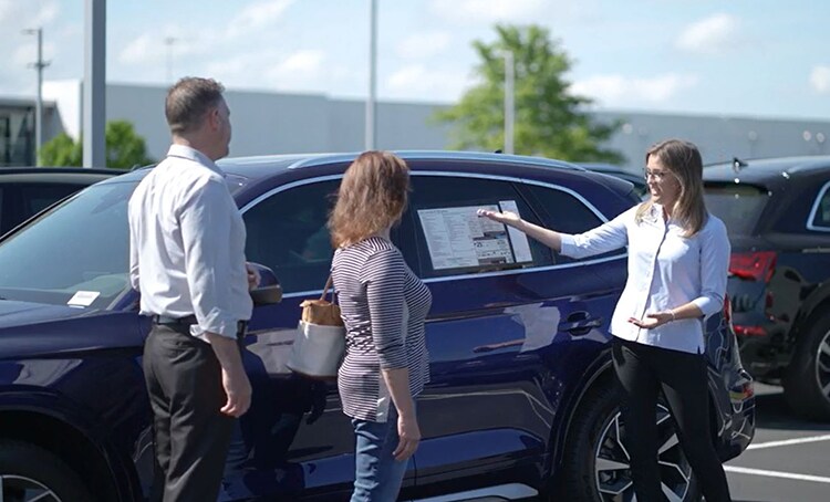 Hendrick Automotive Group Purchasing a New Car.jpg