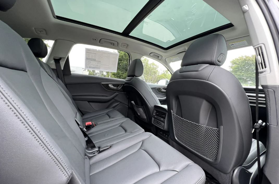 Seatback Pockets.JPG