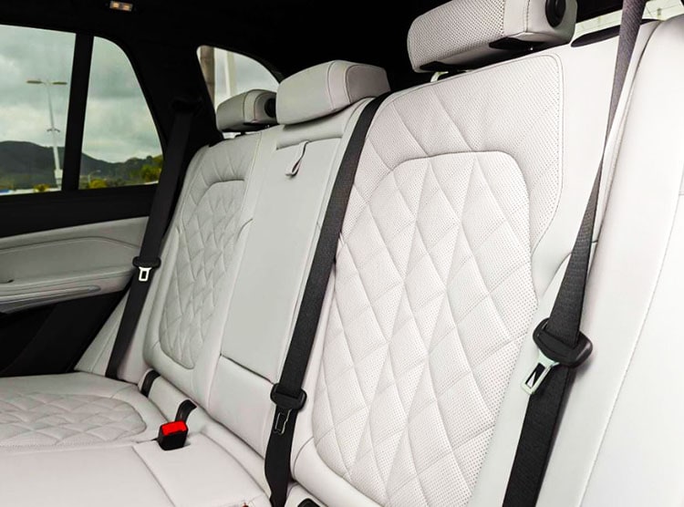 BMW%20X5%20back%20row%20Hendrick%20Cars.jpg