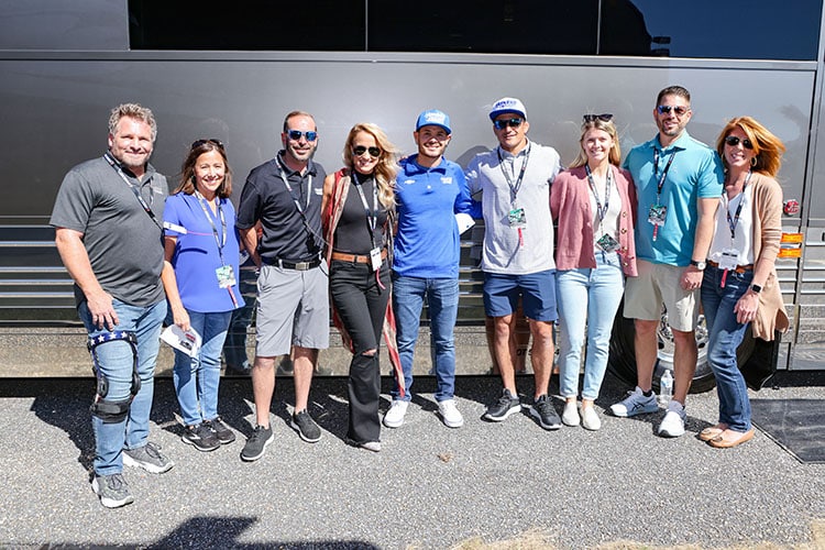 2022 Kyle Larson Hoover teammates.jpg