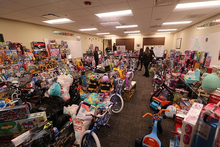 Hendrick Lexus Northlake Toys for Tots 2022 3.jpg